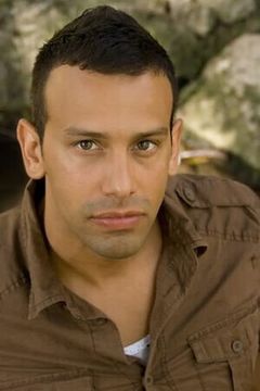 Philip J Silvera interpreta Extremis Soldier