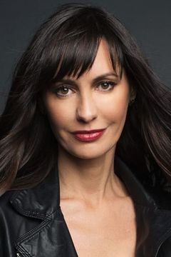 Charlene Amoia interpreta Judy Glatzel