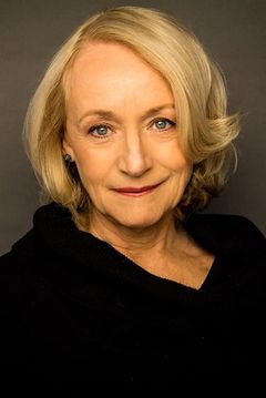 Rosemary Dunsmore interpreta Treasury Secretary