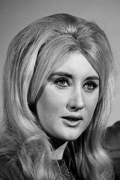 Linda Gaye Scott interpreta Arlette