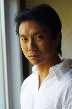 George Chiang interpreta Chinese President Wu