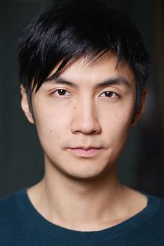 Dan Lam interpreta Kylo Ren's Shuttle Pilot (uncredited)