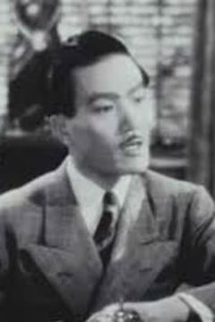 Miki Morita interpreta Armand's Japanese Servant (uncredited)