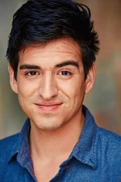 David James Pryce interpreta Zoo Patron