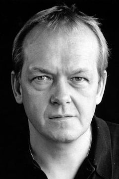 Christopher Fulford interpreta Winston Churchill