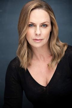 Michelle Lefler interpreta Lawyer