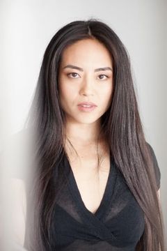Leanna Chea interpreta Tat Han