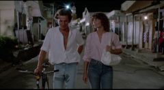 Steve Marachuk interpreta Robert