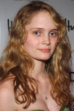 Halley Wegryn Gross interpreta Max's Girl