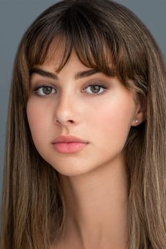 Coral Humphrey interpreta Sabrina