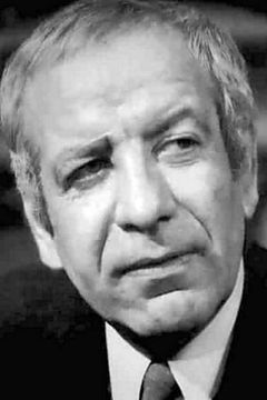 Hubert Deschamps interpreta Le professeur Mortemont