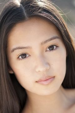 Chelsea Zhang interpreta Stacy