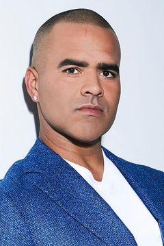 Christopher Jackson interpreta Herbert Wexley
