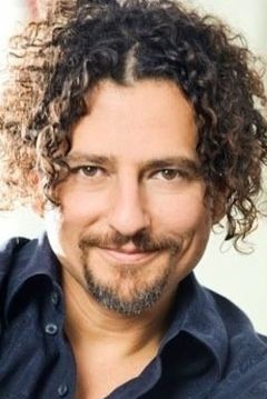 David Wolfe interpreta Self