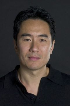 Anthony Brandon Wong interpreta Ghost