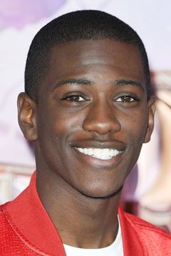 Jayden Fowora-Knight interpreta Phillip