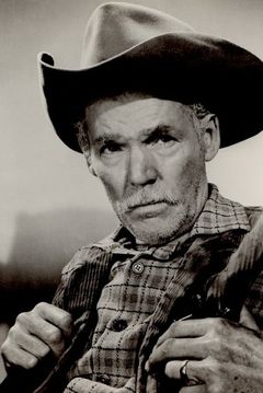 Henry Hull interpreta Major Rufus Cobb