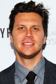 Hayes MacArthur interpreta Leslie Jenkins