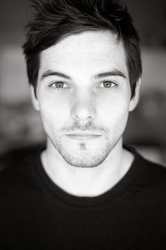 Owen Good interpreta Gerald