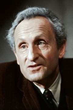 Franciszek Pieczka interpreta Banasik