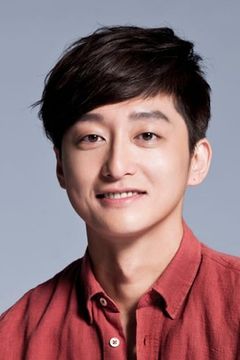 Lawrence Ko interpreta Liang Jun Sheng