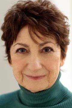 Joanna Merlin interpreta Teresa Messinger