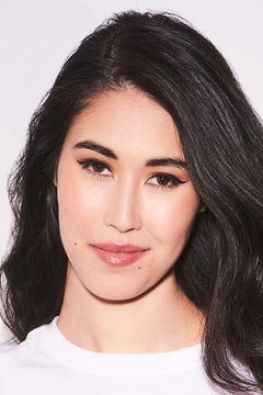 Nicole Rieko Setsuko interpreta Cam