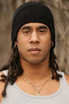 Lateef Crowder interpreta Eddy Gordo