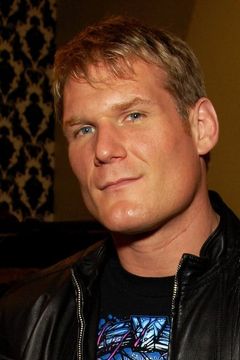 Josh Barnett interpreta Colt