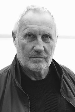 Ralph Carlsson interpreta Gunnar Björk