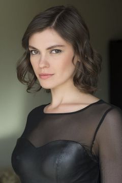 Silvia Busuioc interpreta Beautiful Girl