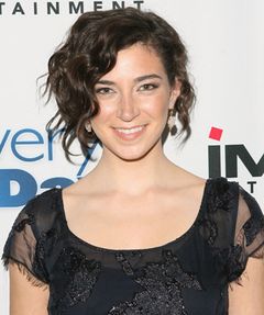 Rebecca Lawrence Levy interpreta Brooke