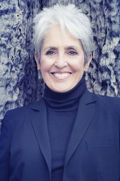 Joan Baez interpreta Self