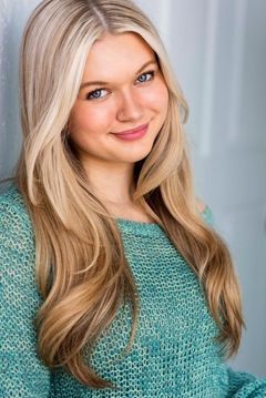 McKenna Sissons interpreta Sunny