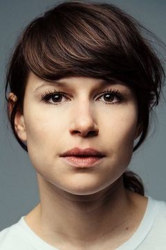 Kathrine Thorborg Johansen interpreta Marit Lindblom