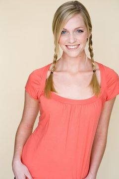 Molly O'Neill interpreta Showgirl
