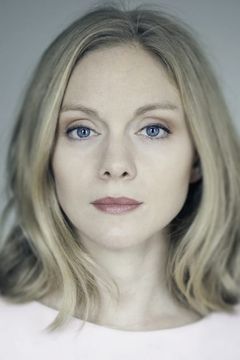 Christina Cole interpreta Blanche Ingram