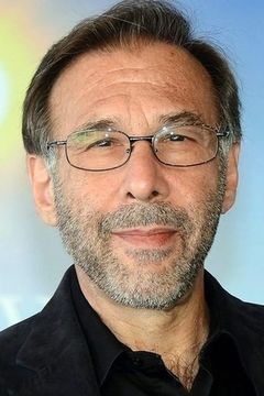 Joseph Rezwin interpreta Walter (voice)