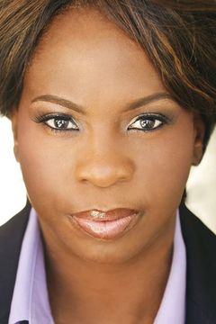 Cheryl Francis Harrington interpreta Woman Customs Agent