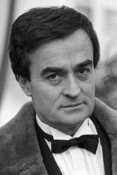 Pierre Hatet interpreta Le chevalier de Germontaz