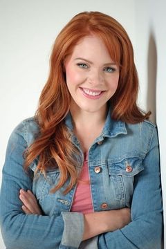 Kaitlyn Rawlings interpreta Waitress (uncredited)