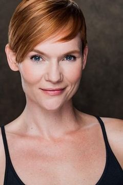 Jolene Andersen interpreta Dr. Grace Molyneux