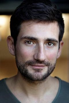 Timothy O'Hara interpreta Porter / Smith