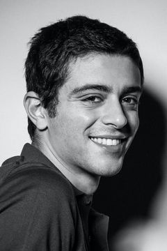Marco Valerio Montesano interpreta Marc Bennet 18 anni