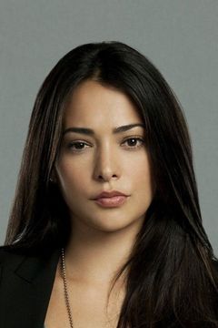 Natalie Martinez interpreta Jess Murphy