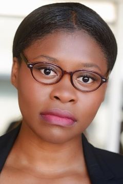 Nneoma Nkuku interpreta Female Supervisor