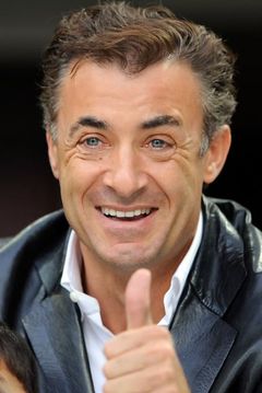 Jean Alesi interpreta Race Car Driver