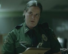 Cindy Jackson interpreta Paramedic