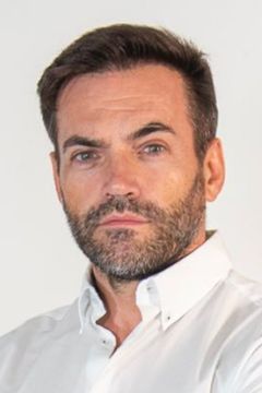 Miguel Ángel Gorbe interpreta Camillero