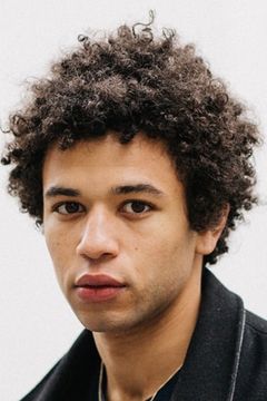 Calvin Demba interpreta Brandon